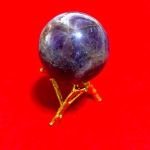Amethyst sphere 225 grams